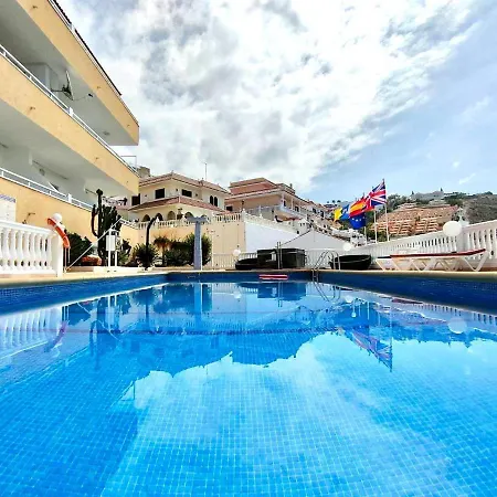 Apartamento Apartamento Solo Adultos, Bien Comunicado, Freewifi, Piscina En Tenerife Sur Cerca De Playa De Las Americas *