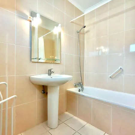 Apartamento Solo Adultos, Bien Comunicado, Freewifi, Piscina En Tenerife Sur Cerca De Playa De Las Americas