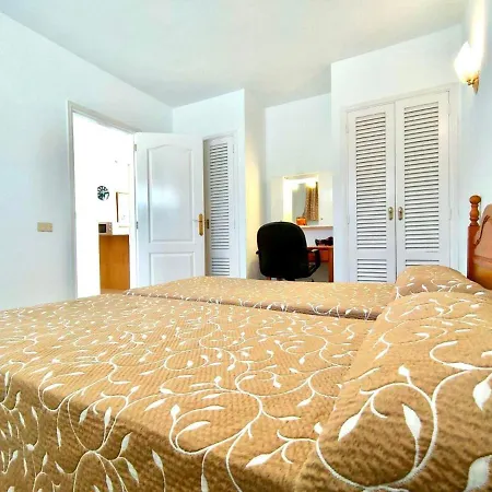 Apartamento Apartamento Solo Adultos, Bien Comunicado, Freewifi, Piscina En Tenerife Sur Cerca De Playa De Las Americas Costa Adeje (Tenerife)