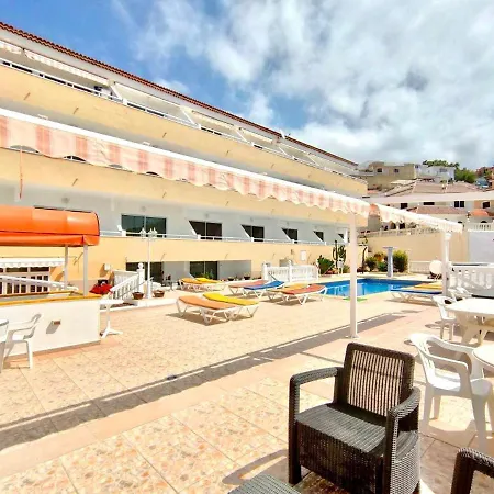 Apartamento Solo Adultos, Bien Comunicado, Freewifi, Piscina En Tenerife Sur Cerca De Playa De Las Americas Apartamento Costa Adeje (Tenerife)
