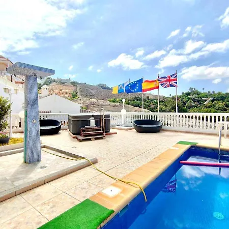 Apartamento Solo Adultos, Bien Comunicado, Freewifi, Piscina En Tenerife Sur Cerca De Playa De Las Americas Apartamento *