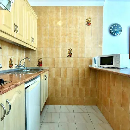 아파트 Apartamento Solo Adultos, Bien Comunicado, Freewifi, Piscina En Tenerife Sur Cerca De Playa De Las Americas *