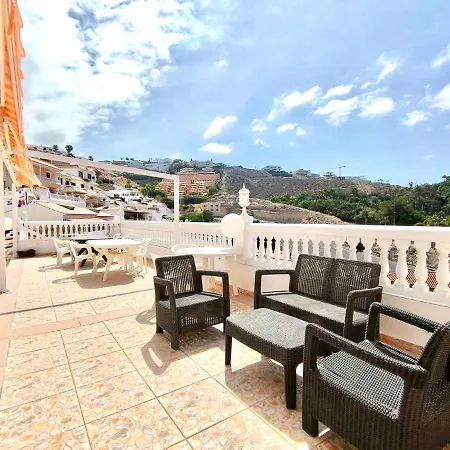 Apartamento Solo Adultos, Bien Comunicado, Freewifi, Piscina En Tenerife Sur Cerca De Playa De Las Americas Apartamento