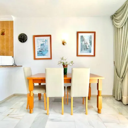 Apartamento Apartamento Solo Adultos, Bien Comunicado, Freewifi, Piscina En Tenerife Sur Cerca De Playa De Las Americas Costa Adeje (Tenerife)