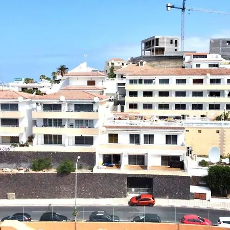 아파트 Apartamento Solo Adultos, Bien Comunicado, Freewifi, Piscina En Tenerife Sur Cerca De Playa De Las Americas